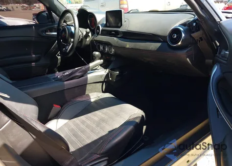 2017 Fiat 124 Spider Elaborazione Abarth z USA, uszkodzony, nr VIN JC1NFAEK0H0106929